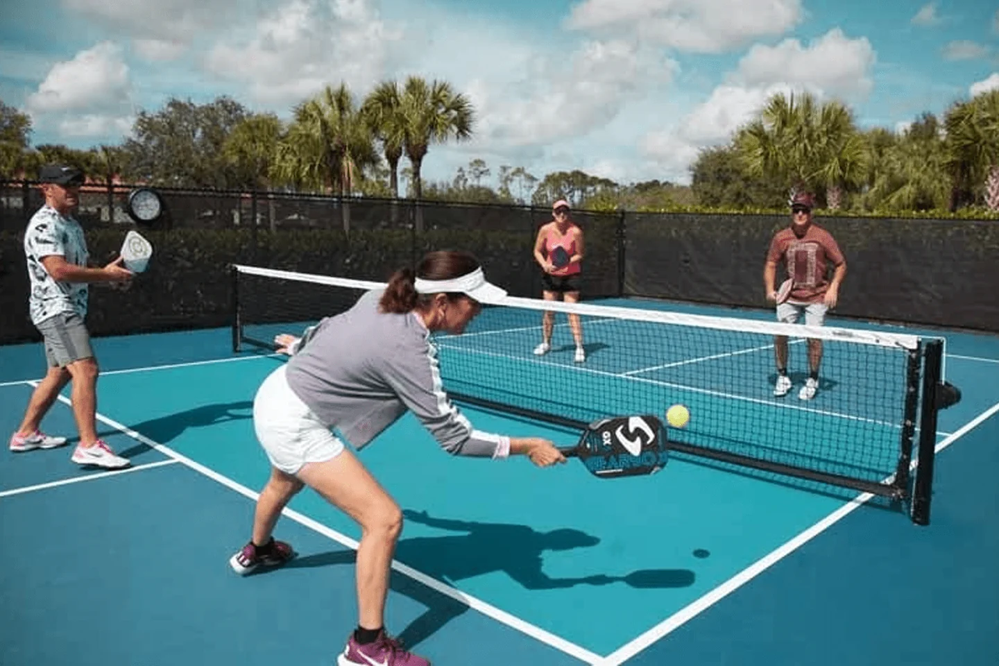 What Is the Best Pickleball Paddle for Intermediate Players?